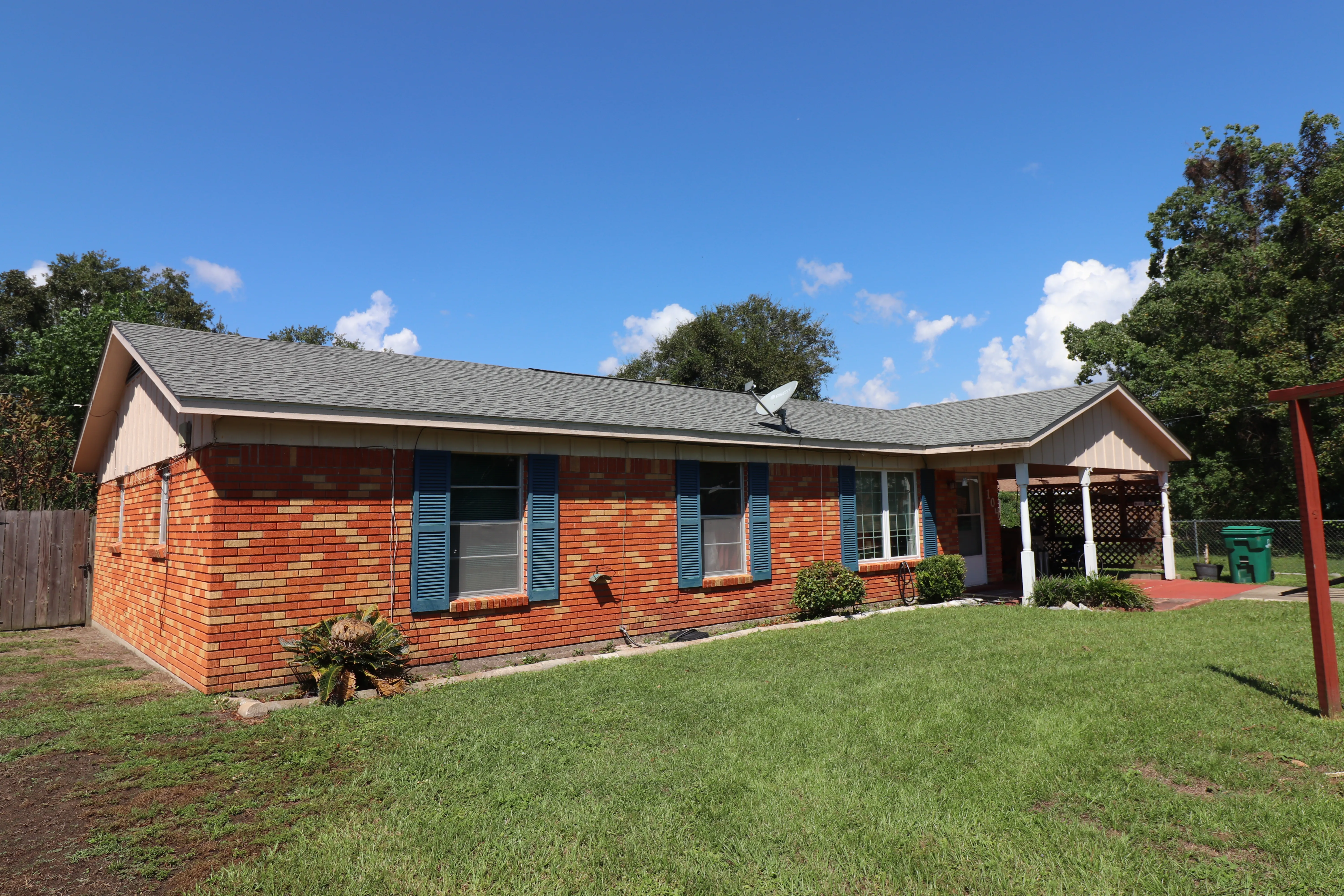 104 Carlos Court Bay St Louis MS